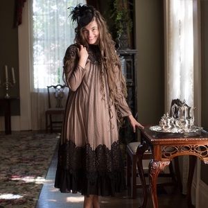 Dainty Jewell’s English Rosemary Dress